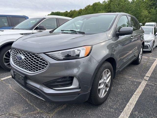 used 2024 Ford Edge car, priced at $26,299