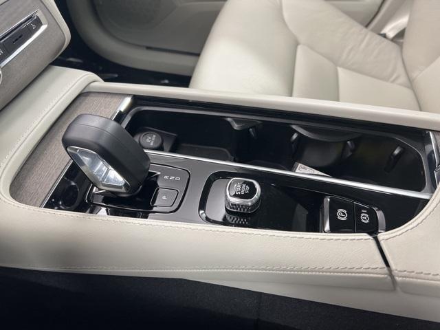 used 2023 Volvo XC90 car, priced at $34,500