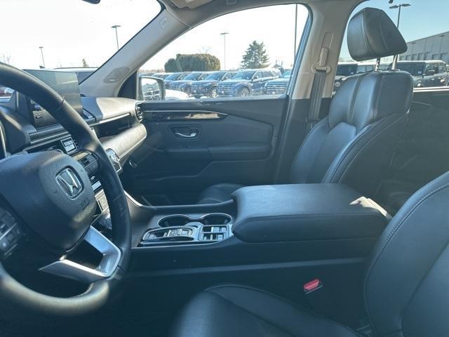 used 2024 Honda Pilot car, priced at $39,900