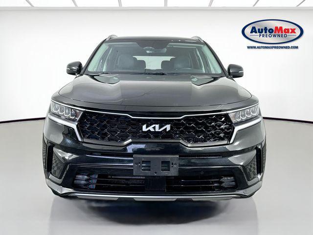 used 2023 Kia Sorento Hybrid car, priced at $28,500