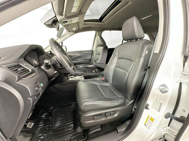 used 2022 Honda Pilot car, priced at $32,495