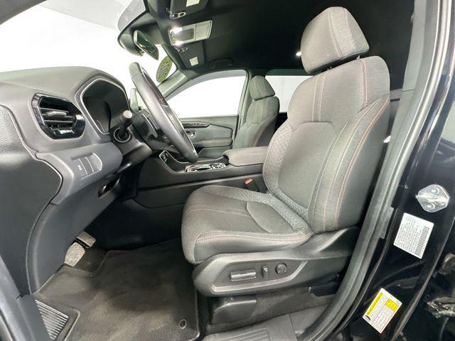 used 2025 Honda Pilot car, priced at $39,000