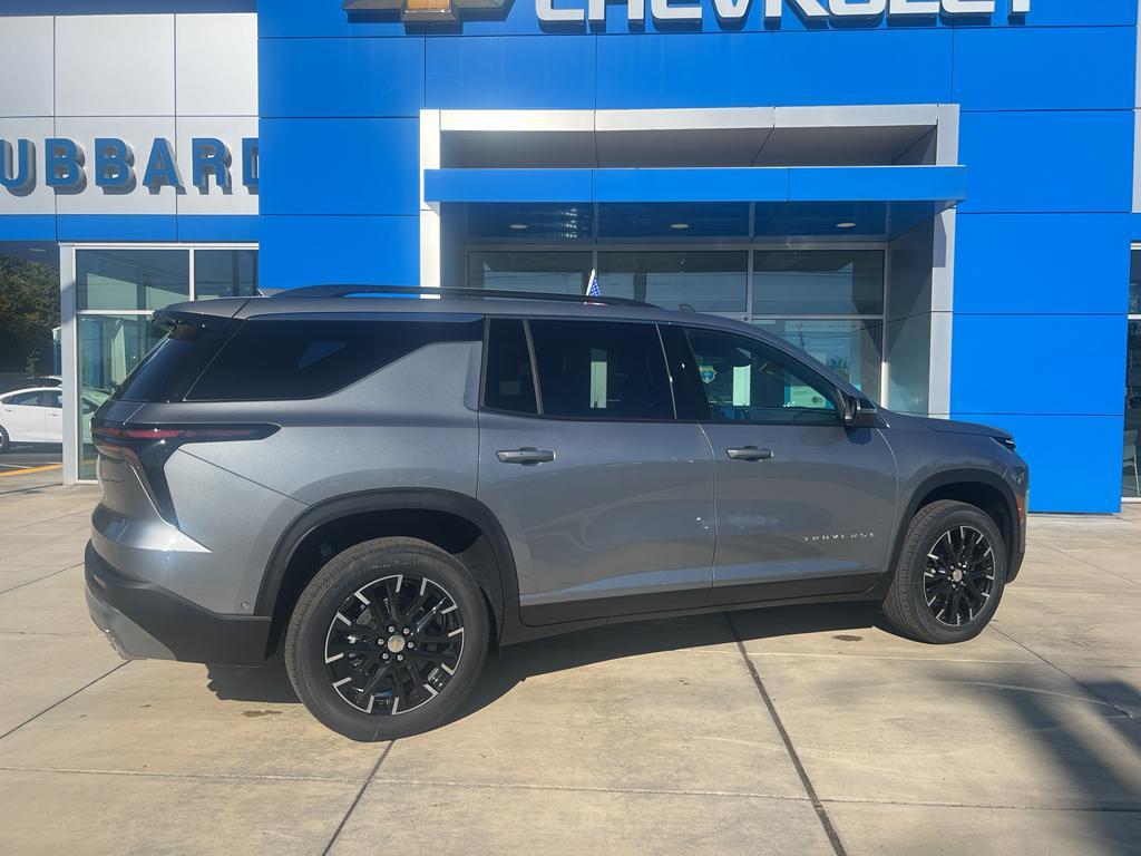 new 2026 Chevrolet Traverse car, priced at $50,875