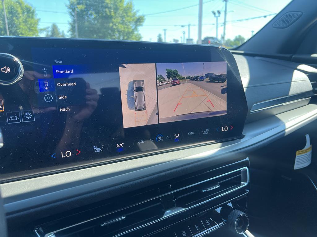 new 2025 Chevrolet Traverse car, priced at $47,472