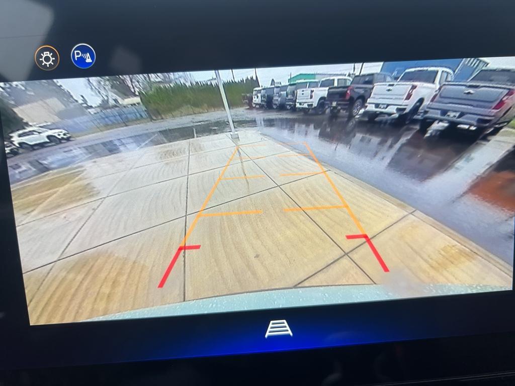 new 2026 Chevrolet Equinox car, priced at $32,545