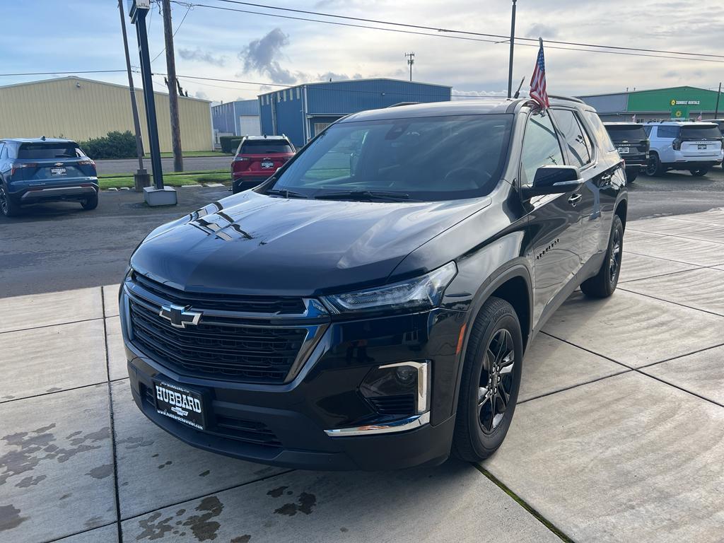 used 2023 Chevrolet Traverse car, priced at $35,399
