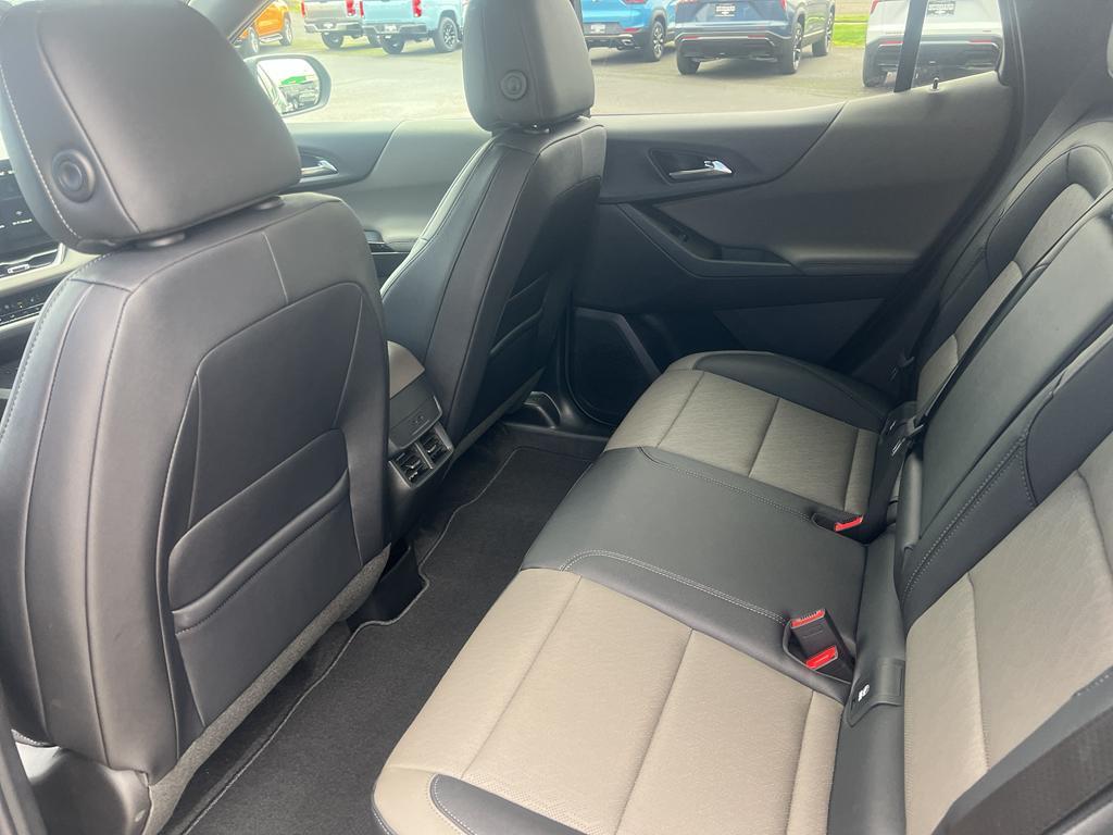 new 2026 Chevrolet Equinox car, priced at $32,545