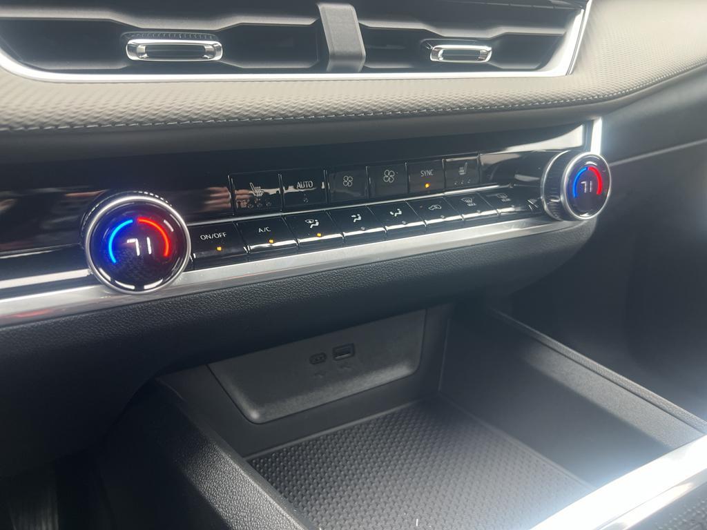 new 2026 Chevrolet Equinox car, priced at $32,545