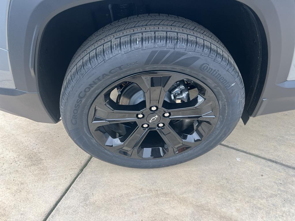 new 2026 Chevrolet Equinox car, priced at $36,085