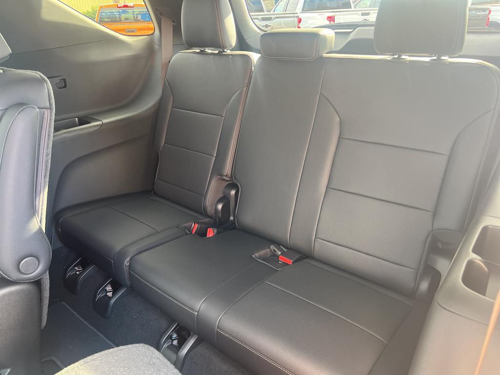 new 2026 Chevrolet Traverse car, priced at $59,045