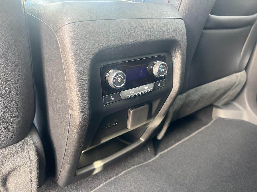 new 2026 Chevrolet Traverse car, priced at $59,045