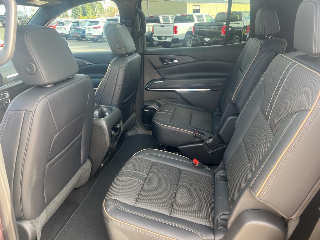 new 2026 Chevrolet Traverse car, priced at $59,045