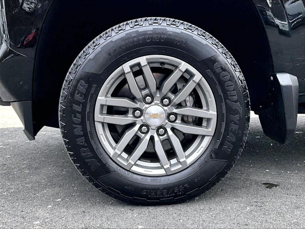 used 2023 Chevrolet Colorado car, priced at $32,157