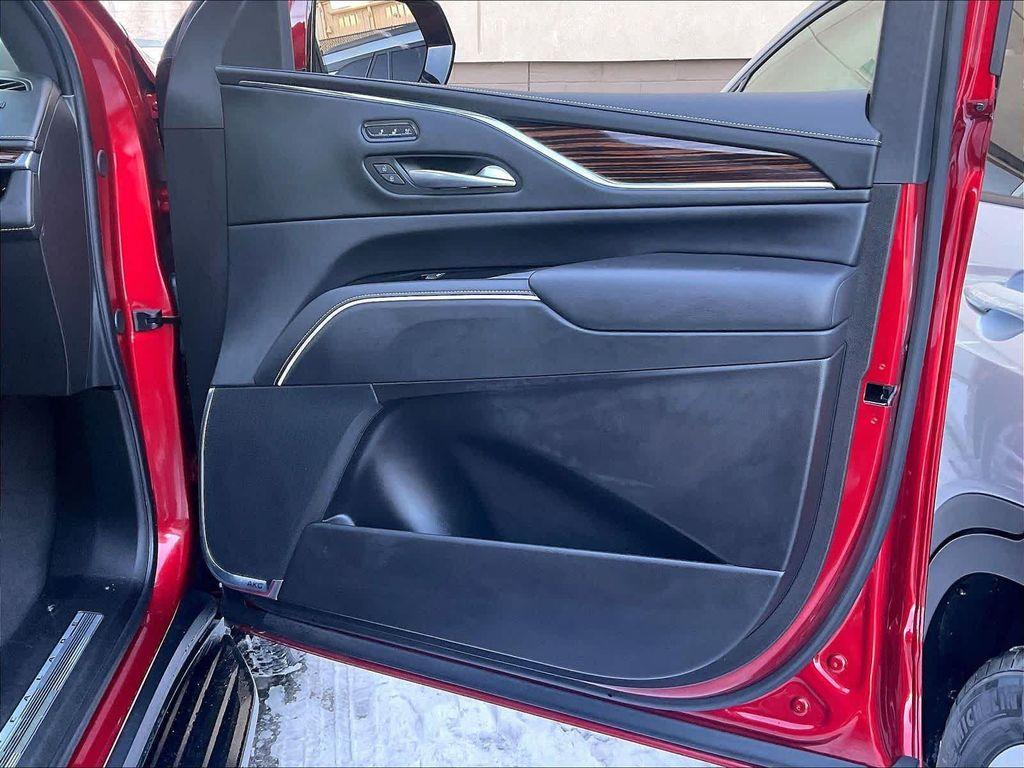 used 2024 Cadillac Escalade ESV car, priced at $79,990
