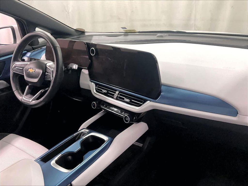 used 2024 Chevrolet Equinox EV car, priced at $21,900