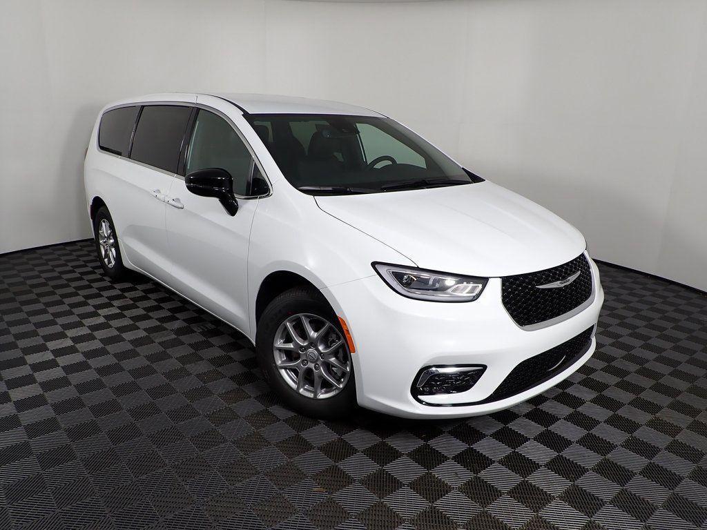 new 2026 Chrysler Pacifica car, priced at $41,640