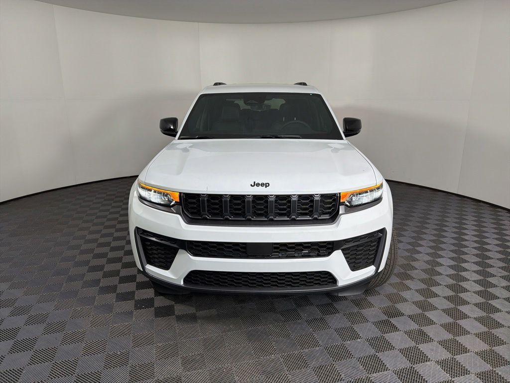new 2026 Jeep Grand Cherokee L car, priced at $44,242