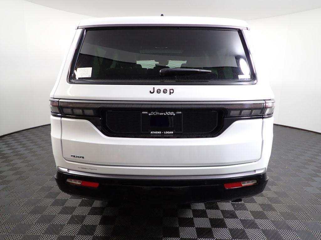 new 2026 Jeep Grand Wagoneer L car, priced at $77,049