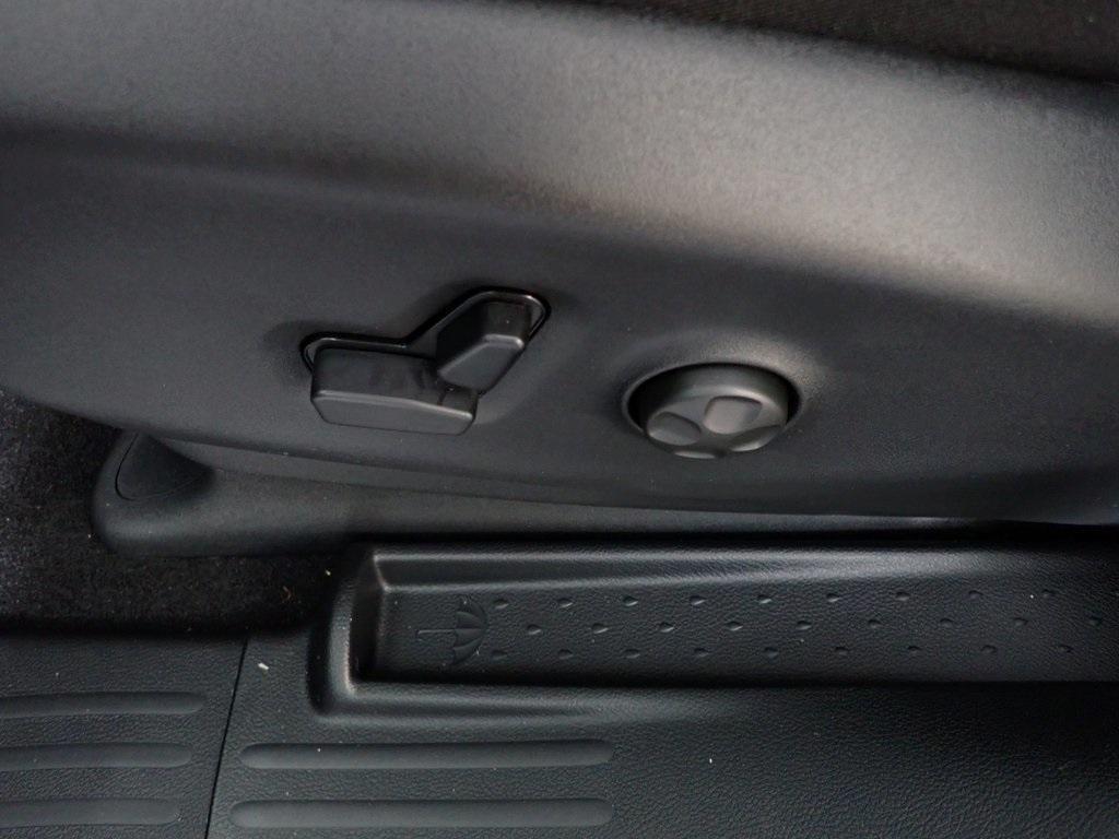 new 2026 Chrysler Pacifica car, priced at $43,885