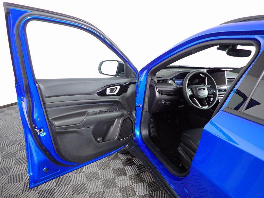 new 2026 Jeep Compass car, priced at $31,985