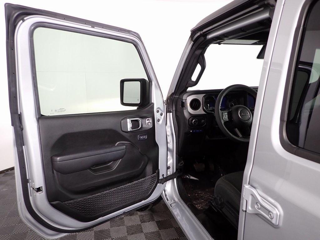 used 2024 Jeep Wrangler 4xe car, priced at $31,000