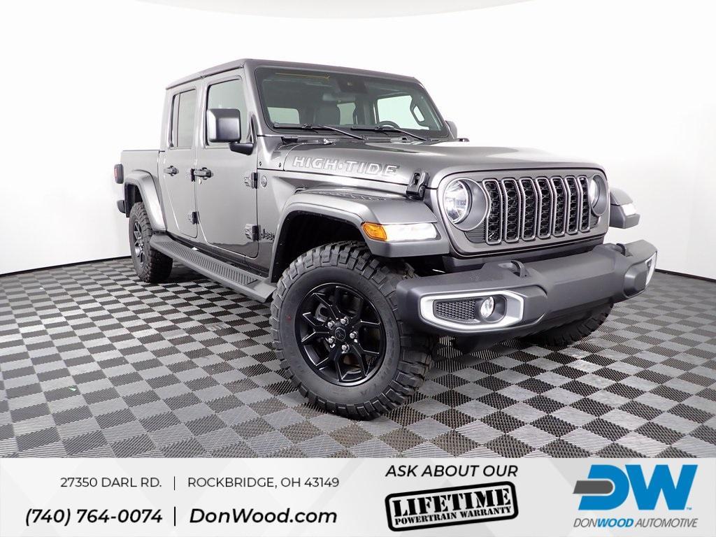 new 2025 Jeep Gladiator car, priced at $43,831