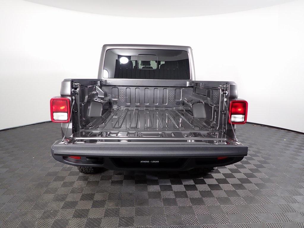 new 2025 Jeep Gladiator car, priced at $43,831