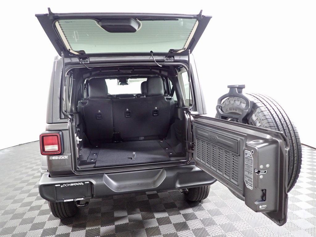 new 2025 Jeep Wrangler car, priced at $44,490