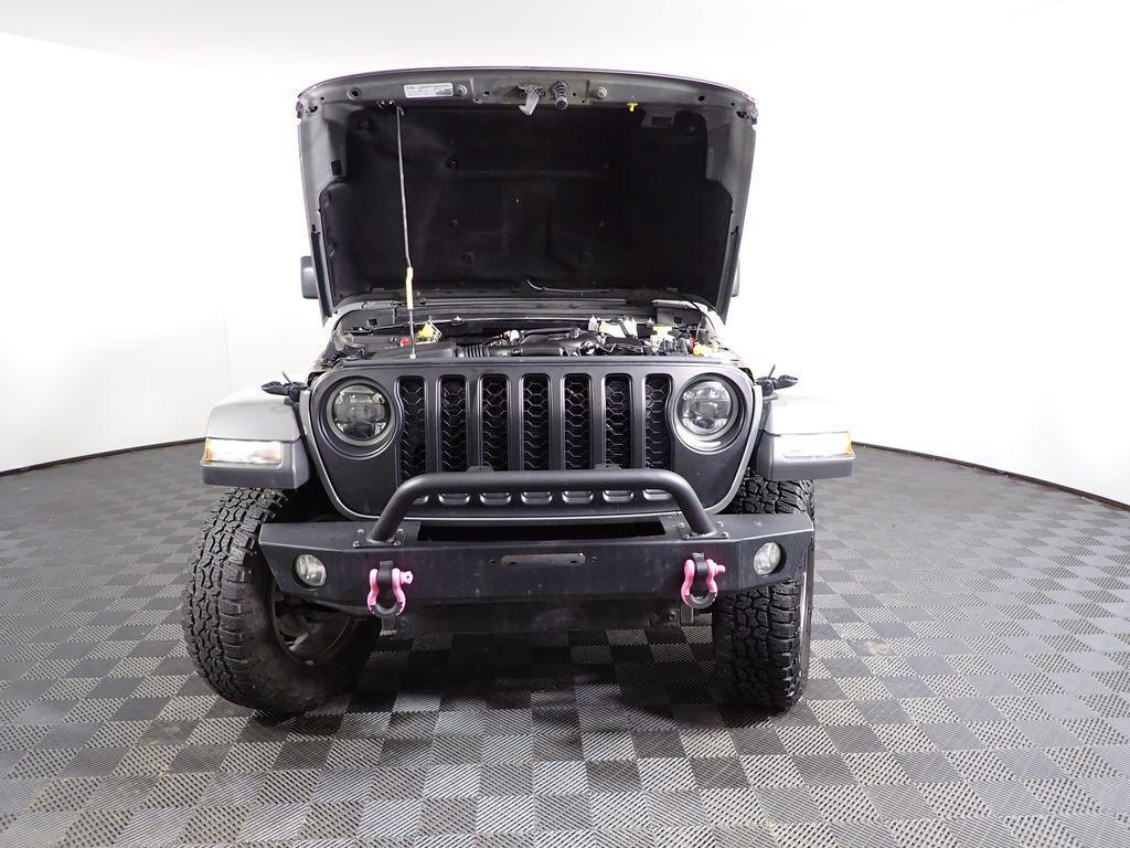used 2023 Jeep Gladiator car, priced at $30,000