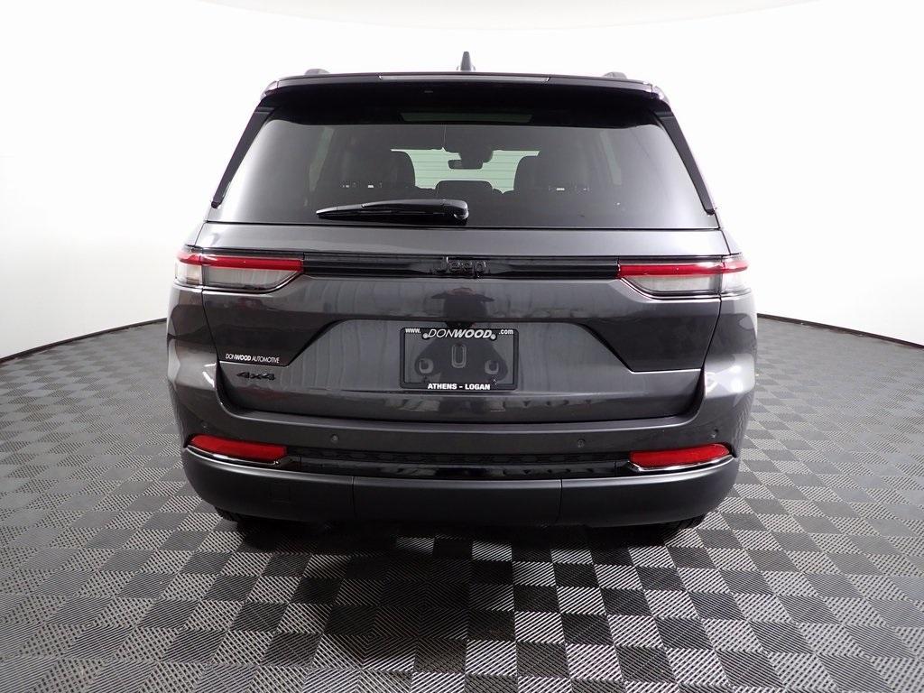 new 2025 Jeep Grand Cherokee car, priced at $48,847