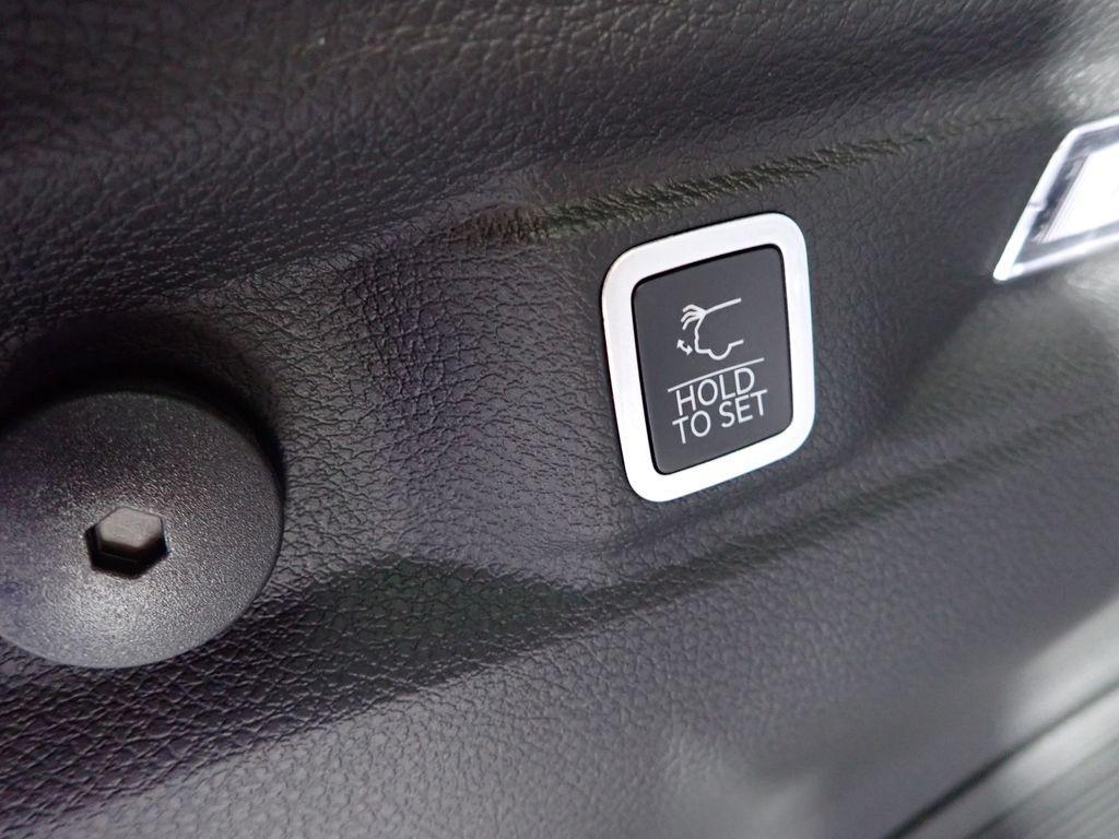 new 2026 Jeep Grand Cherokee L car, priced at $46,115
