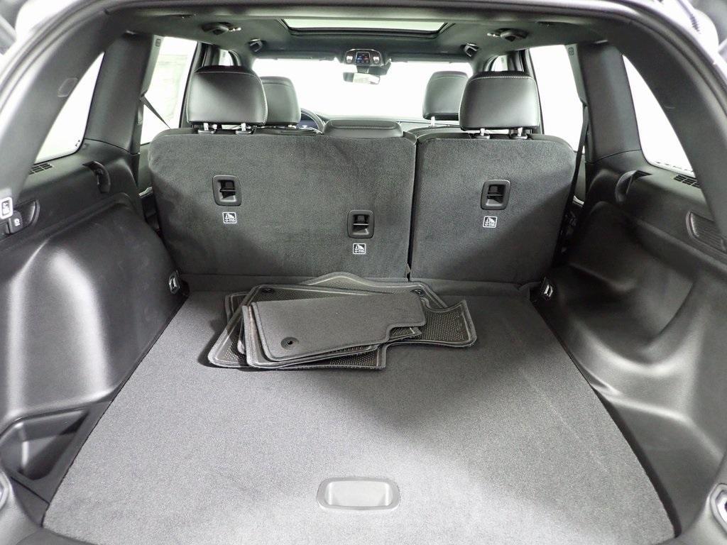 new 2025 Jeep Grand Cherokee car, priced at $48,217