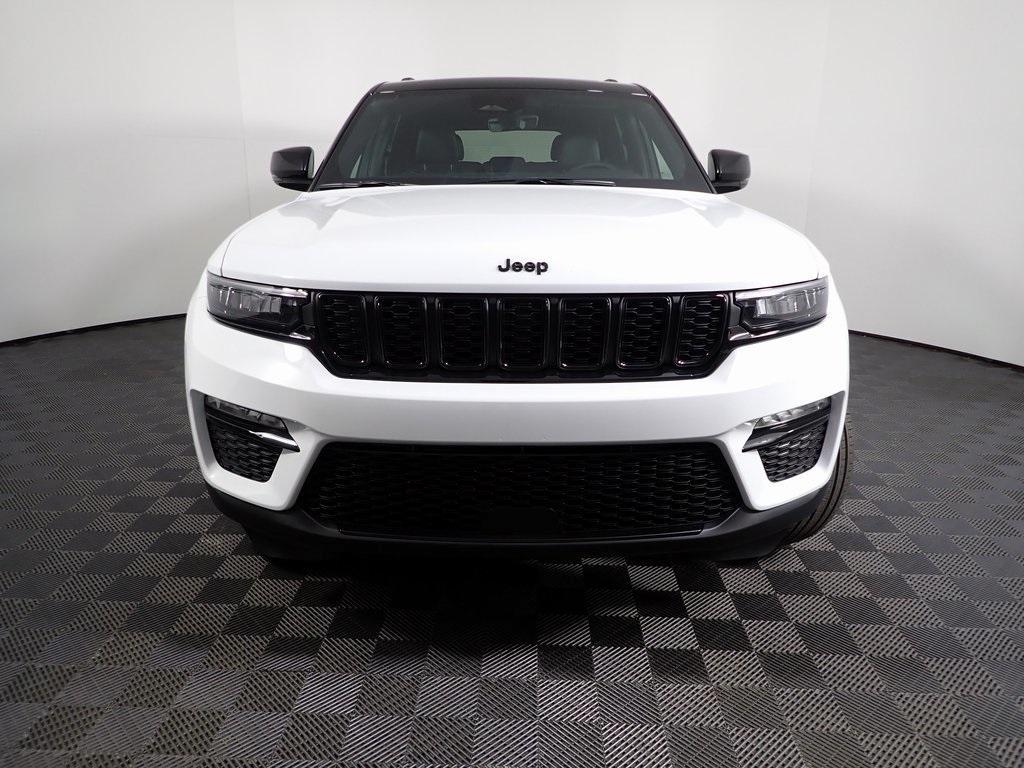 new 2025 Jeep Grand Cherokee car, priced at $48,217