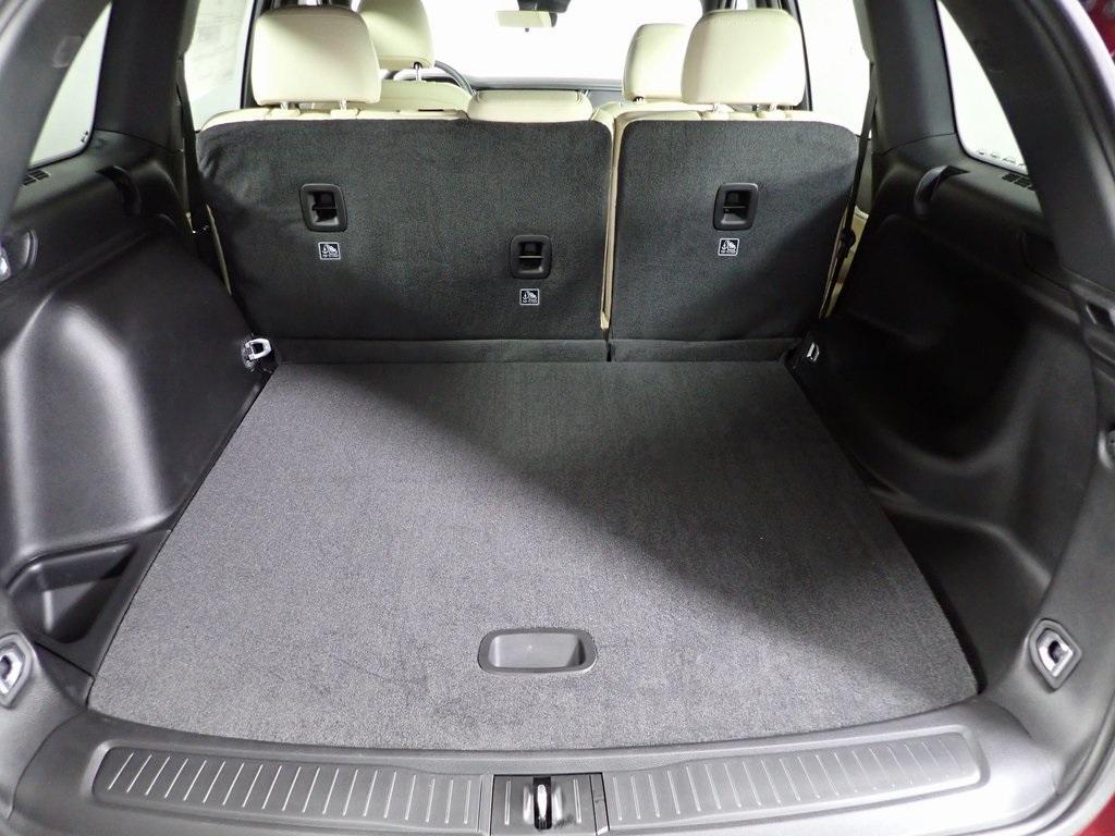 new 2025 Jeep Grand Cherokee car, priced at $41,638