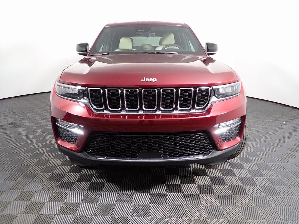 new 2025 Jeep Grand Cherokee car, priced at $41,638