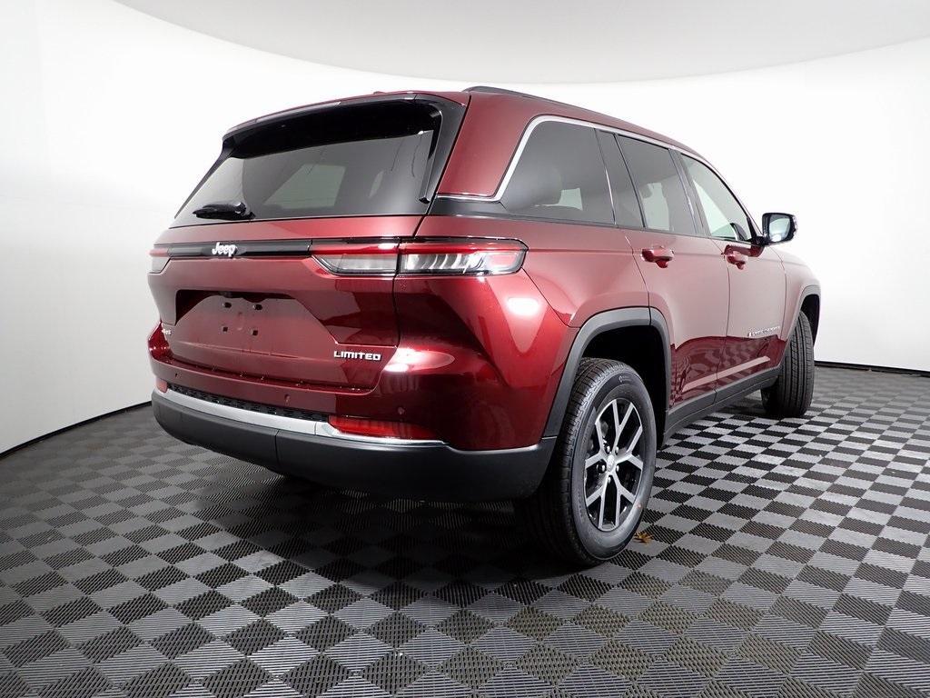 new 2025 Jeep Grand Cherokee car, priced at $41,638