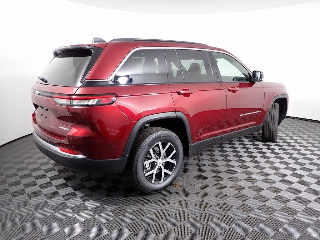new 2025 Jeep Grand Cherokee car, priced at $41,638