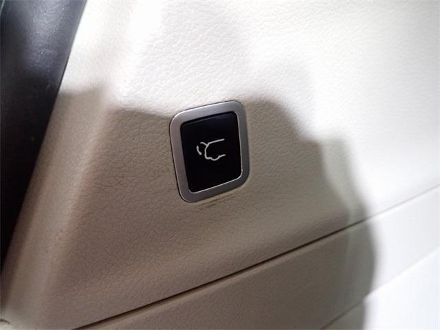 used 2019 Chrysler Pacifica car, priced at $9,250