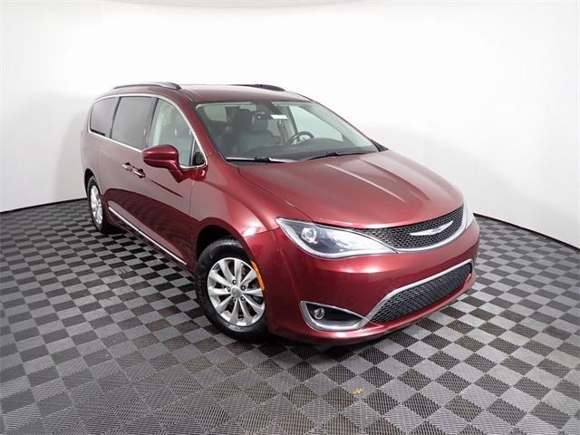 used 2019 Chrysler Pacifica car, priced at $9,250