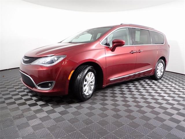 used 2019 Chrysler Pacifica car, priced at $9,250