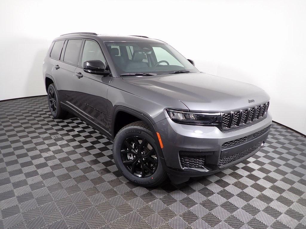 new 2025 Jeep Grand Cherokee L car, priced at $43,189