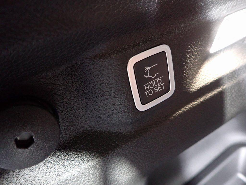 new 2025 Jeep Grand Cherokee L car, priced at $40,999