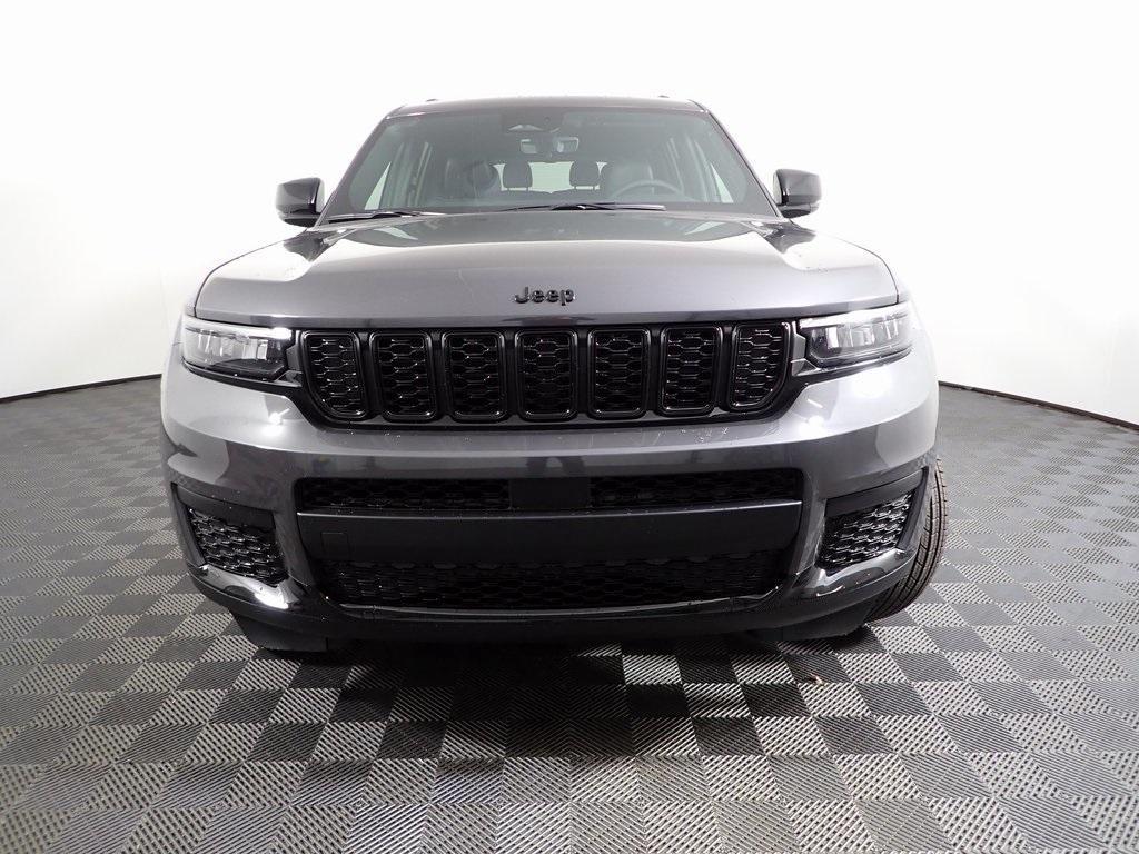 new 2025 Jeep Grand Cherokee L car, priced at $43,189