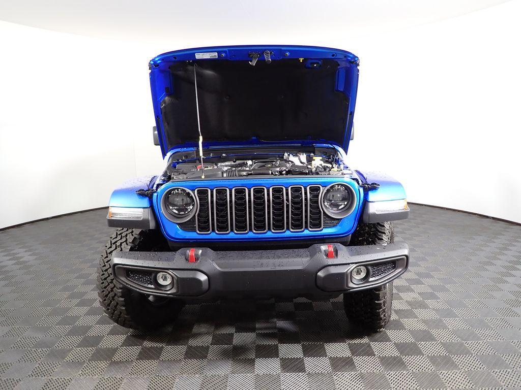 new 2026 Jeep Gladiator car, priced at $51,334