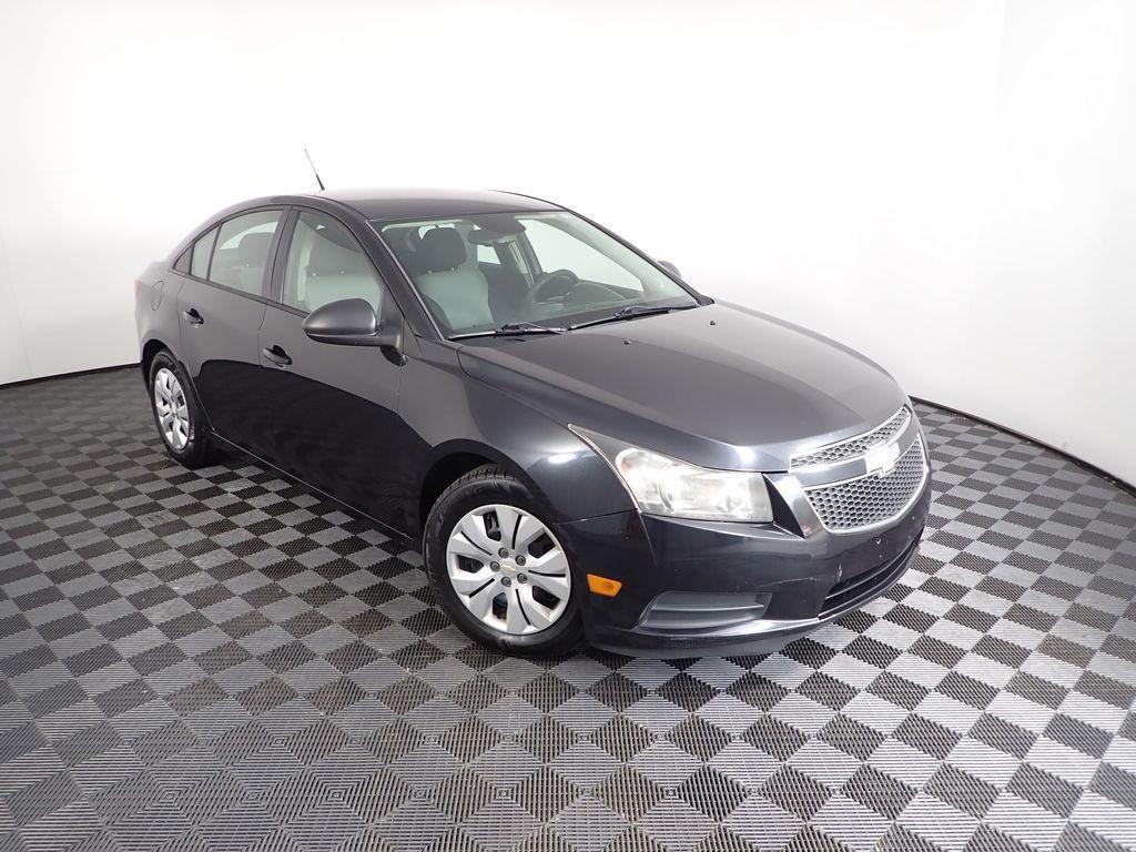used 2013 Chevrolet Cruze car, priced at $6,999