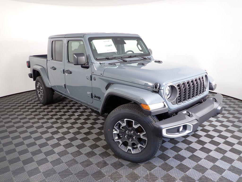 new 2026 Jeep Gladiator car, priced at $46,624