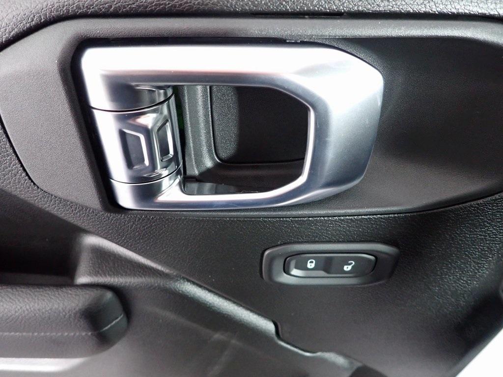 new 2026 Jeep Wrangler car, priced at $41,455