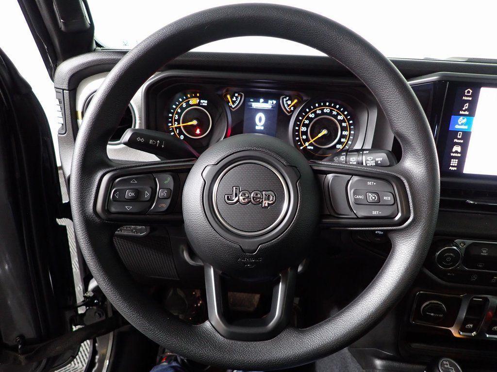 new 2026 Jeep Wrangler car, priced at $37,561