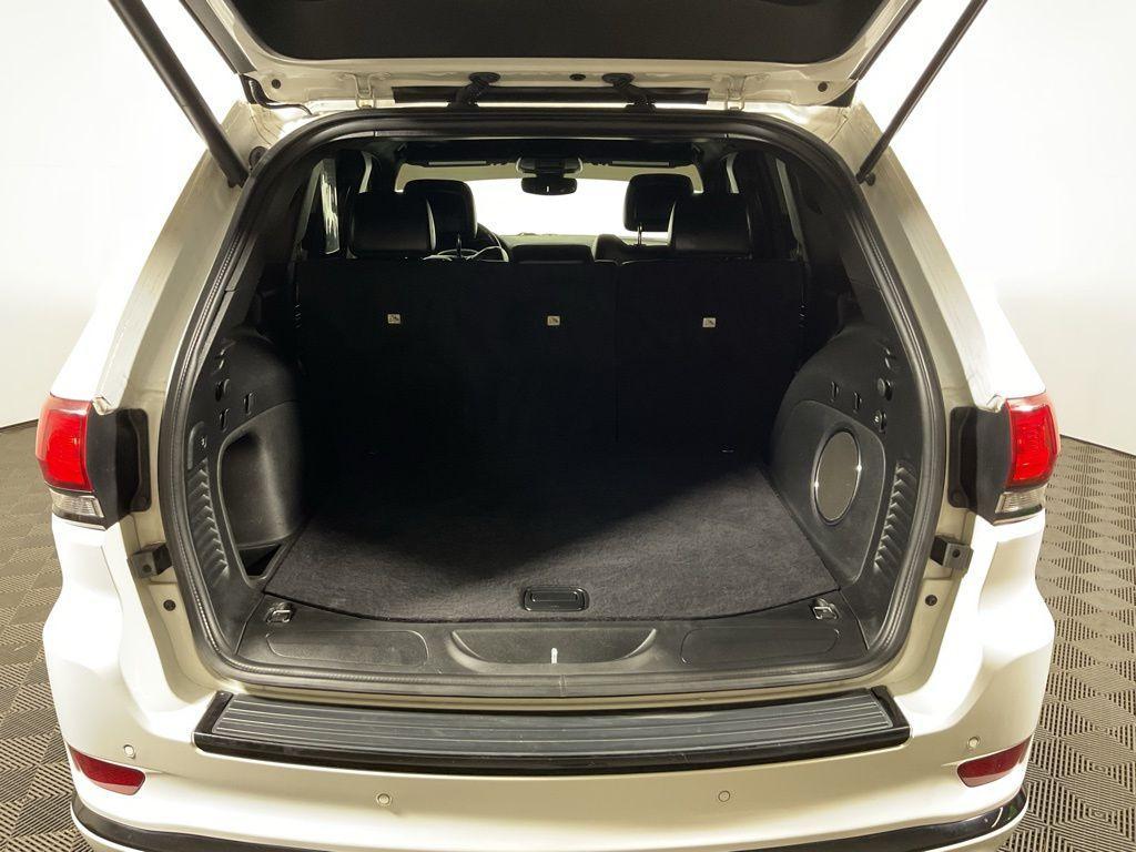 used 2021 Jeep Grand Cherokee car, priced at $23,598