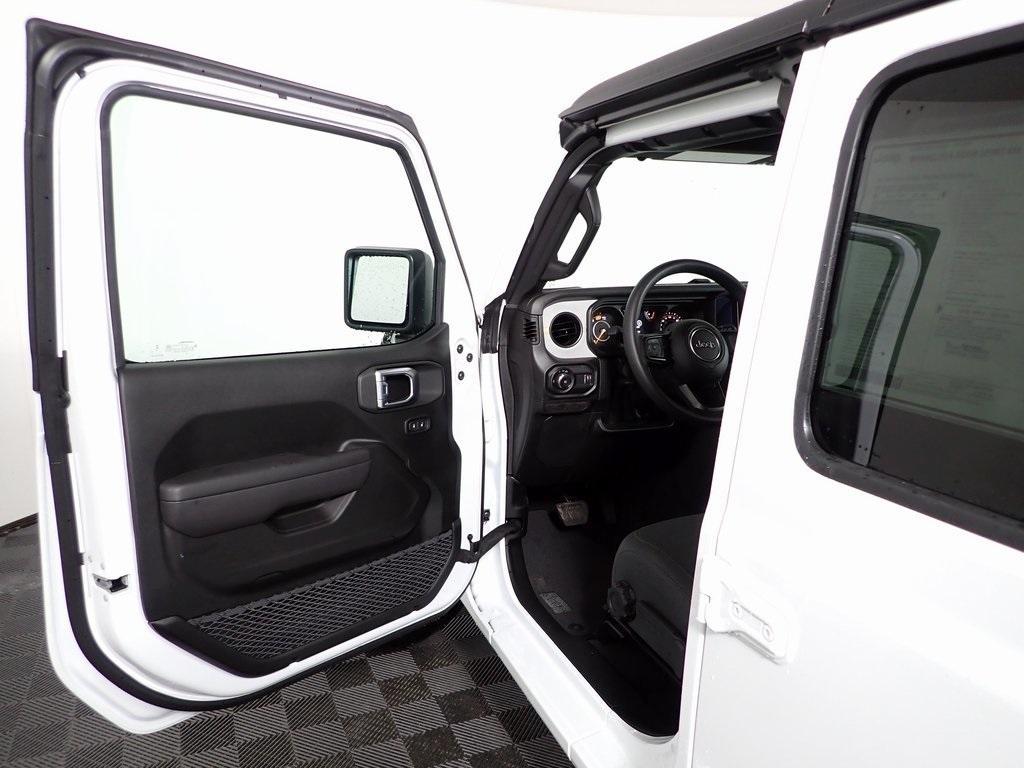 new 2026 Jeep Wrangler car, priced at $43,310